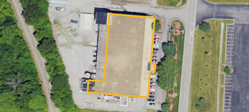 Flex Space with Dock Access