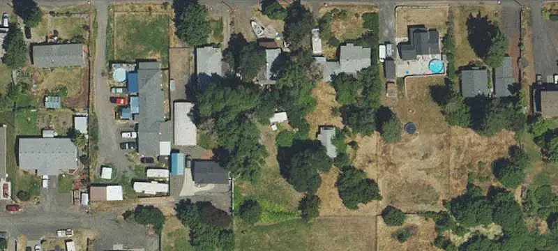 2444 E 10TH ST, The Dalles, OR 97058