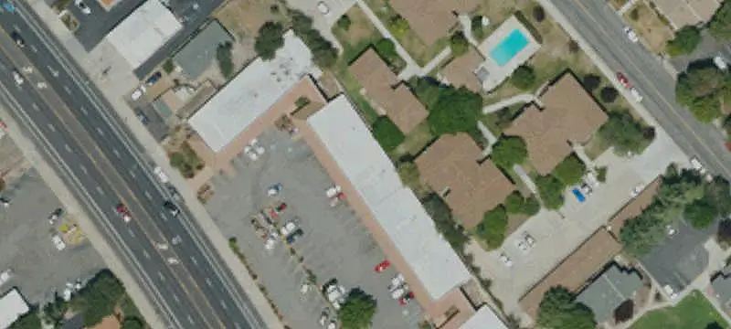 15-Unit Shopping Center