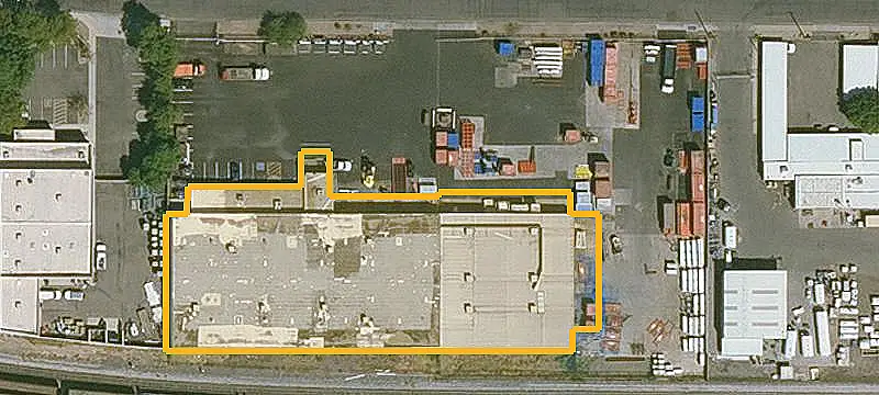 Freestanding Warehouse with Yard