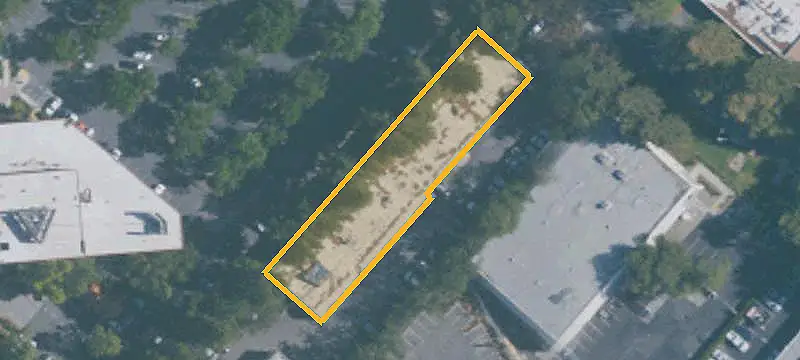 Insulated Warehouse with Grade-Level Door