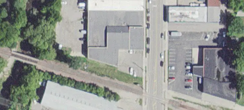 Small-Bay Flex Space with Loading Dock