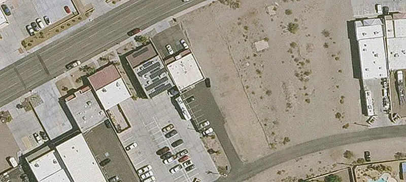 Refreshed Laundromat Retail Space