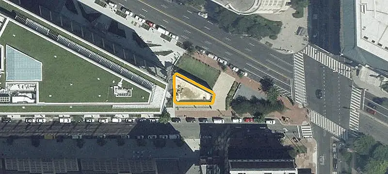 Office Units Near Senate Buildings