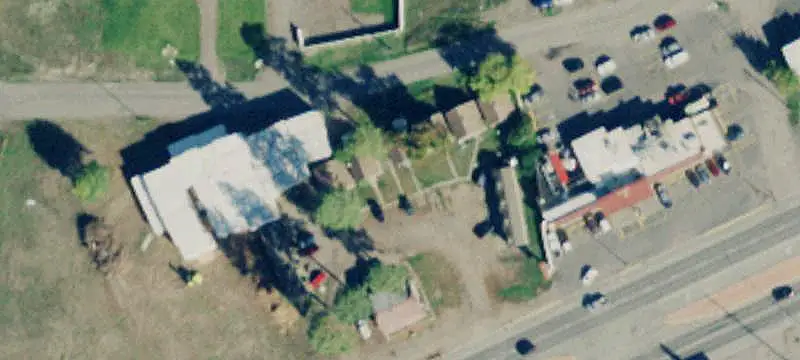 20-Unit Apartment Building