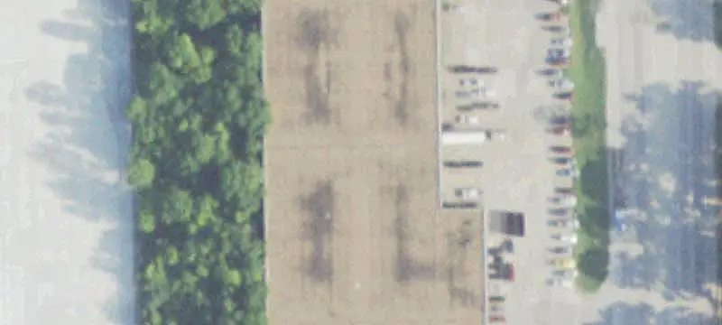 Cross-Dock Warehouse with Dock Access