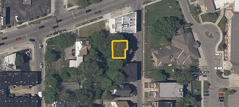 Renovated Duplex with Garage