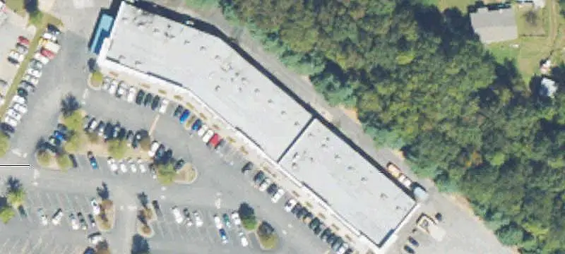 Publix-Anchored Shopping Center