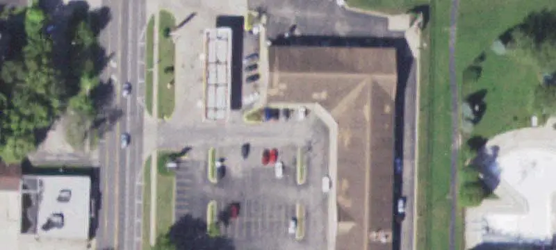 Multi-Tenant Shopping Center