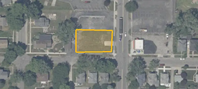 Commercial Corner Lot