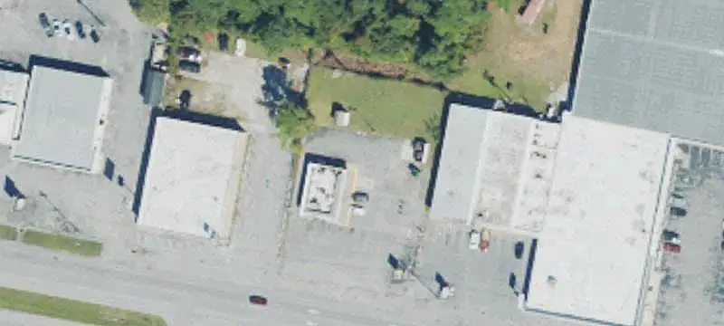 Tenant-Occupied Convenience Store