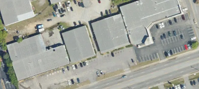 Retail Showroom with Offices