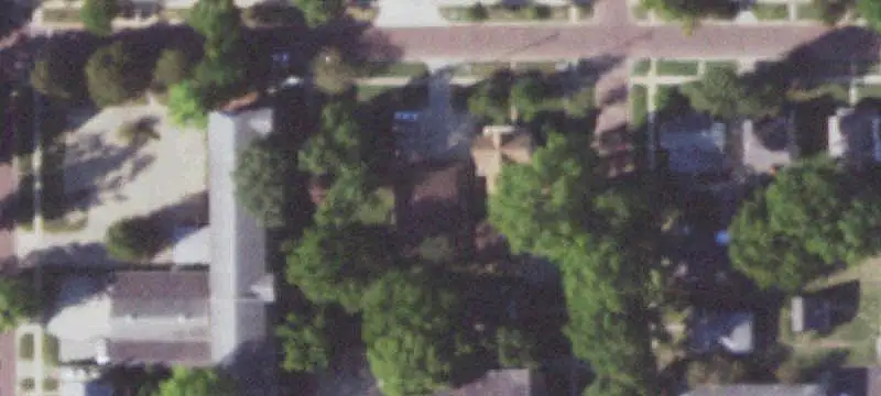 Upgraded 12-Unit Student Housing