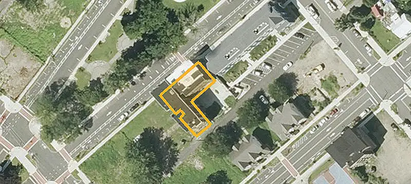 8-Unit Apartment Building