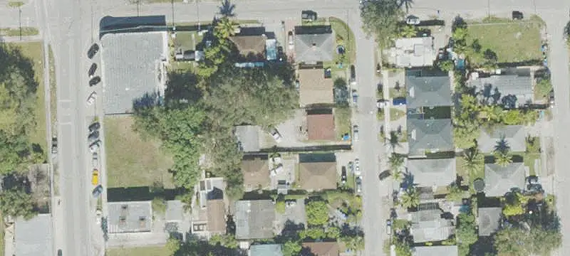 Remodeled Duplex with Rental RV Unit