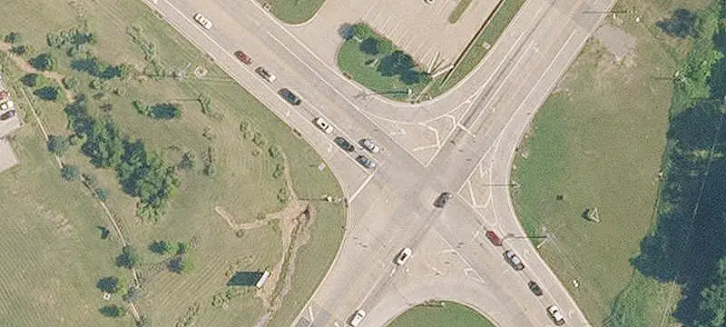 Kroger-Anchored Shopping Center Tract