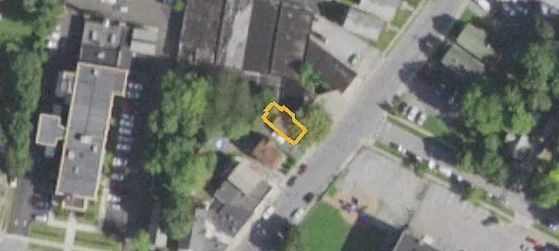 Duplex with Separate Utilities