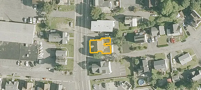 Five-Unit Apartment Building
