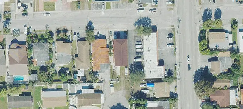 Six-Unit Apartment Building