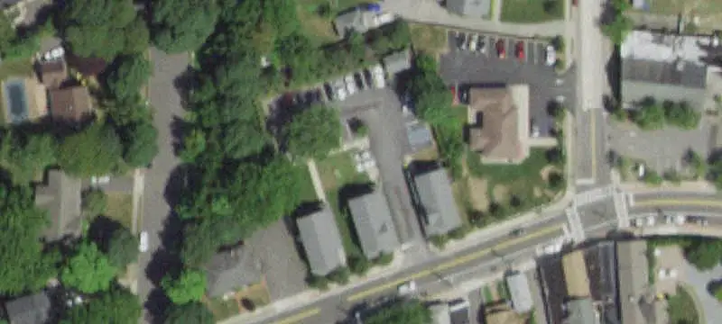 Mixed-Use Building with Apartment