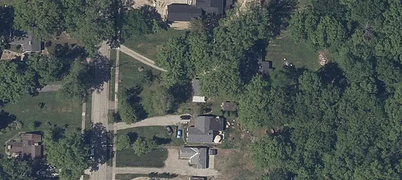 549 Vineland Rd, Bay Village, OH 44140