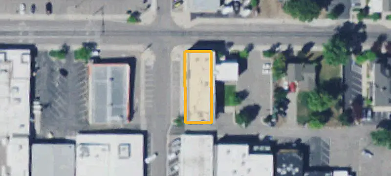 Renovated Office Unit with Multiple Entrances