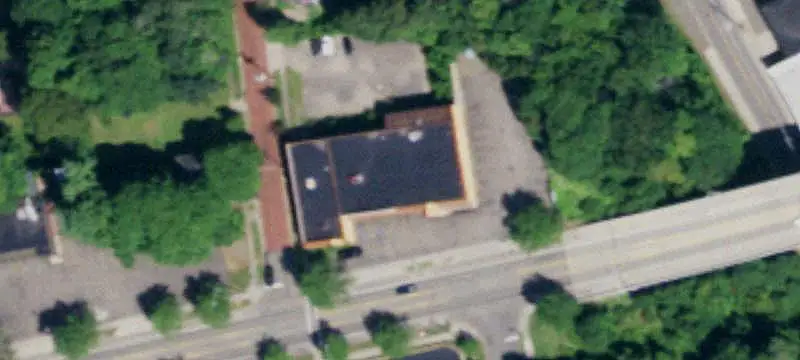 One-Story Multi-Tenant Office Building