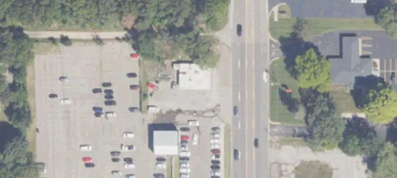 Retail Space at High-Traffic Intersection
