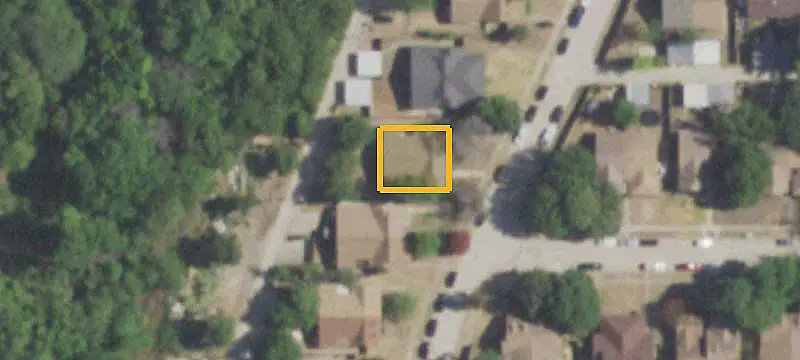 Duplex with Three-Bedroom Units