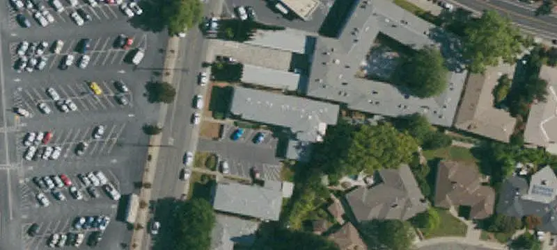 10-Unit Apartment Building