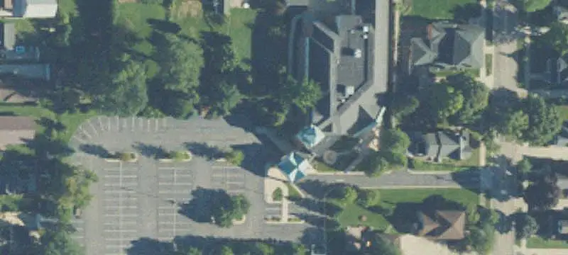 Office Unit with Customer Parking