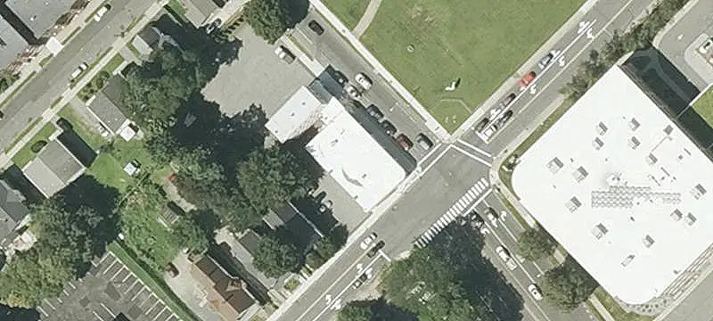 Commercial Land with Improvements