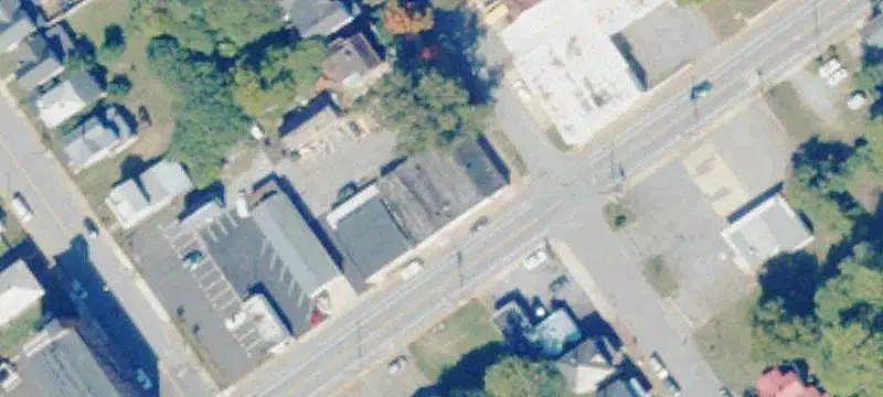 Three-Storefront Retail Property
