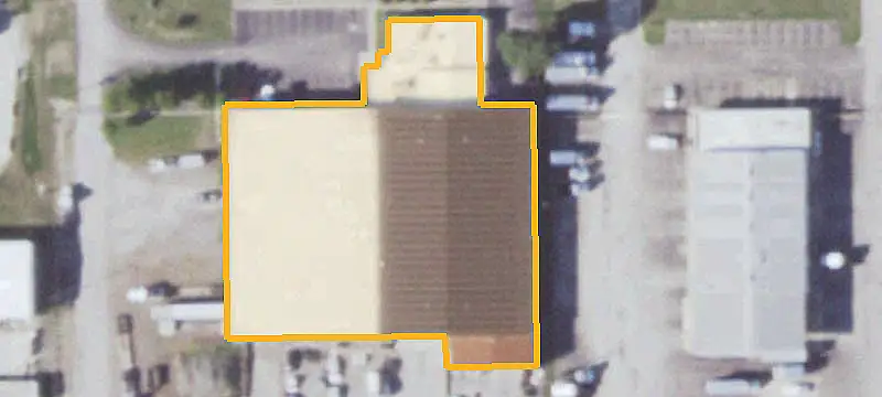 Fenced Flex Space with Warehouse