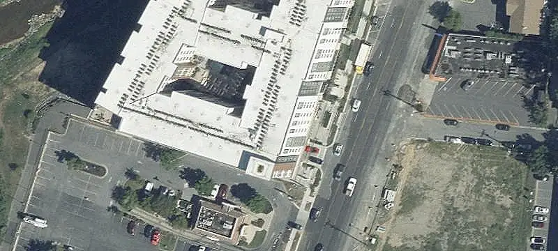 Single-Tenant Retail Space