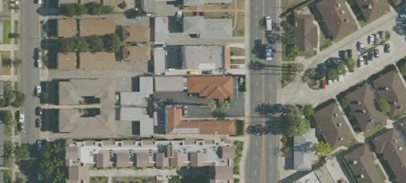 12-Unit Apartment Building