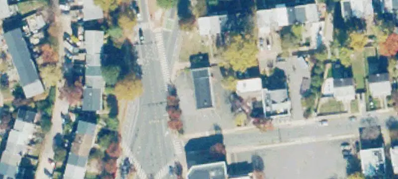 Signalized-Intersection Retail Space