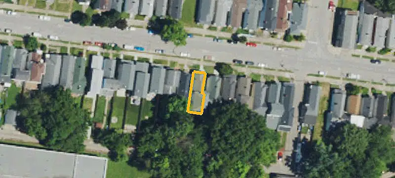 Updated Duplex with Parking