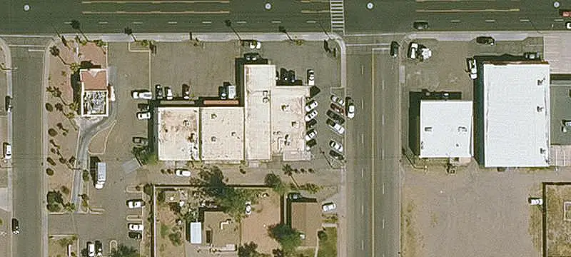 Multi-Suite Retail Space