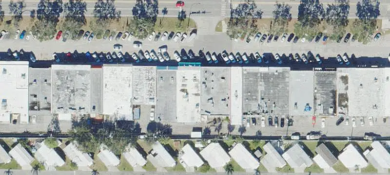 Open-Layout Strip Center Space