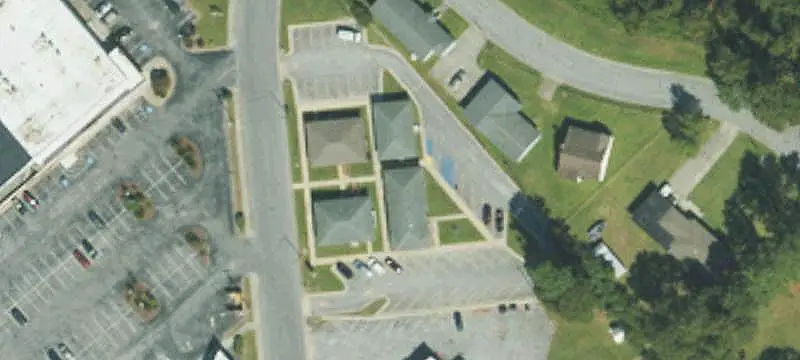 Mixed-Use Property with Salon Suites