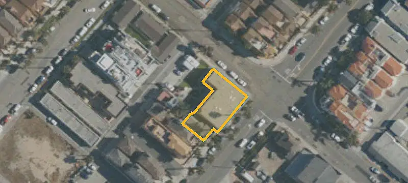15-Unit Apartment Building