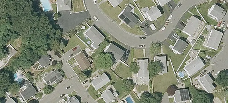 Updated Duplex with Fenced Yard