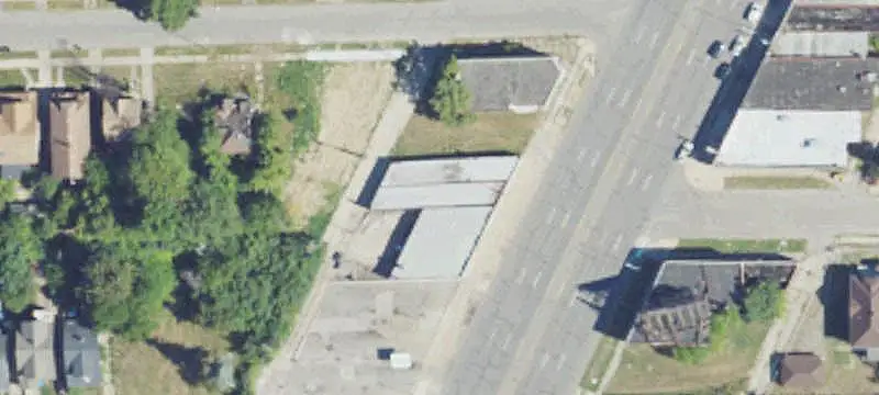 Fenced-Lot Flex Space