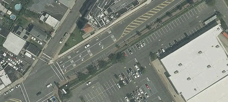 Walmart-Anchored Shopping Center