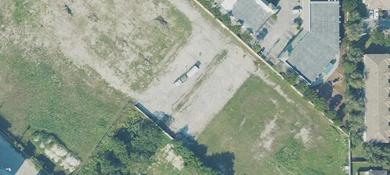 Commercial Land with Restaurant