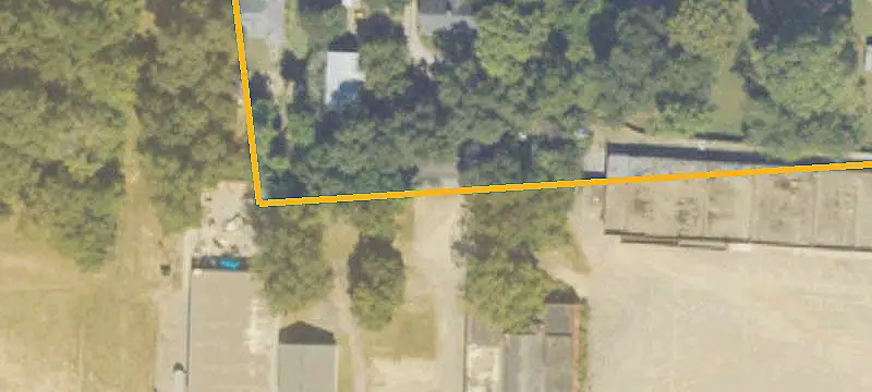 Commercial Land with Existing Structure