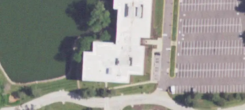 Lakeside Office Building