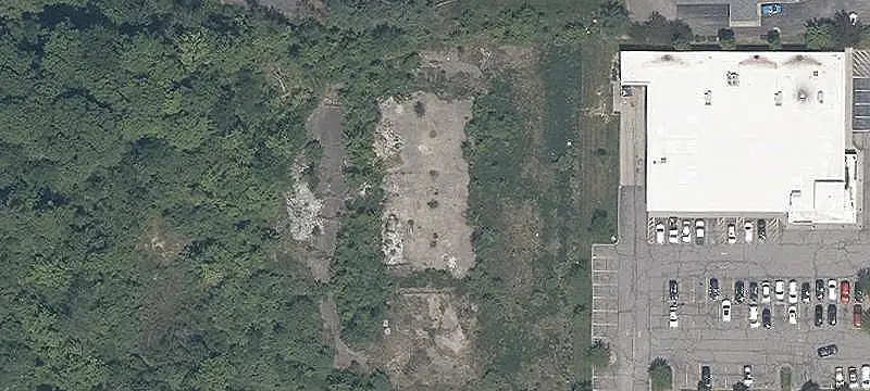 Commercial Land Near Grocery Retail