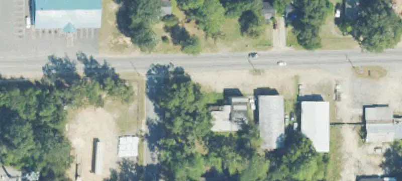 Two-Building Auto Shop Property